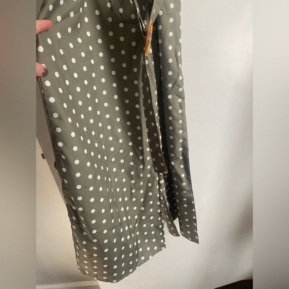 Green and white Polka dot belt jumpsuit - Picture 4 of 7